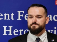 ADMIR ČAVALIĆ O PERFORMENSU AMIRA HASIČEVIĆA: 'Komedija i farsa je kada ministar protestuje protiv svojih mjera'