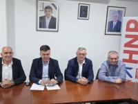 HRVATSKA OPOZICIONA 'ČETVORKA' ŽESTOKO KRITIKOVALA ČOVIĆA: 'HNS koristi za obračune'