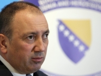 IGOR CRNADAK UOČI SJEDNICE NSRS-a: 'Gospođa Cvijanović već godinu dana odbija da objasni zašto je...'