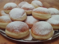 DOGOVARALI SE PREKO PROFILA 'MINIFINIKROFNICE': Prodavao kokain na kiosku s krofnama, svjedok kaže da je droga bila 'slaba'
