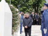 KOMŠIĆ SA SABORCIMA: 'Danas se branimo drugim sredstvima i siguran sam da ćemo uspjeti!'