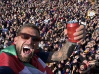 LUDNICA NA ULICAMA BARCELONE: Slavlje za pamćenje, šou 'ukrao' Wojciech Szczęsny (FOTO, VIDEO)