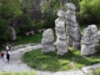 ČAROBNO DJELO PRIRODE: 'Skamenjena svadba' u Sjevernoj Makedoniji, legenda o ljubavi i kletvi