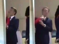 SNIMAK IZAZVAO BURU KOMENTARA: Brigitte Macron ošamarila supruga?! (VIDEO)