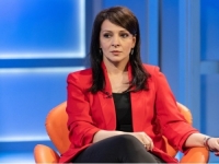 MARINIKA TEPIĆ SE OGLASILA POVODOM NAPADA NA NJU I NJENU MAJKU: 'Vučićevi mediji hoće da to prikažu kao komšijsku svađu...'