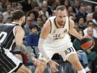 VELIKA DILEMA ZA BH. REPREZENTATIVCA: Partizan nudi Musi duplo više novca nego Real Madrid?