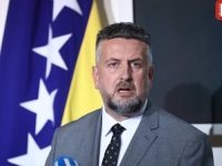 VUKOVIĆ ZA 'SB' O POLITIČKOM TEATRU SNSD-a: 'Dodik godinama vara birače, a provodi odluke OHR-a'