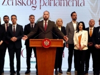 IZ DPS-a ISTRAJNI: 'Mandić više ne može biti na čelu Skupštine, uništava poziciju i ulogu Parlamenta'