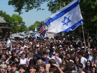 DOK SE IZRAEL SUOČAVA S OPTUŽBOM ZA GENOCID: U New Jerseyju okupljeni slave oslobađanje taoca Edana Alexandera u Gazi (VIDEO)