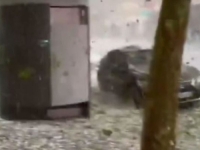 NEVRIJEME RAZORILO PARIZ: Apokaliptične scene u glavnom gradu Francuske (VIDEO)