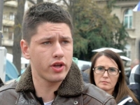 'ĆACI' NAPRAVIO INCIDENT U DELEGACIJI EU U BEOGRADU: Upao u zgradu tražeći sastanak s Martom Kos