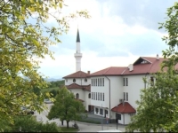 MEDRESA U VELIKOM ČAJNU ISPRAĆA 30. GENERACIJU MATURANATA: Vjerno svjedočanstvo o naporu...