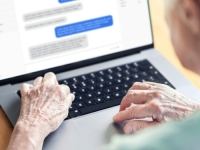 SKUPO PLATILA VLASTITU NAIVNOST: Čovjek na internetu joj rekao da će joj dati miliona dolara. Uplatila mu 13.000 eura