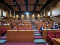 BURNO U HRVATSKOM SABORU: 'Ako sam ja komunistički gojenac onda je kolega ustaški gnojenac'