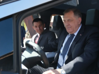 SERVILNI ŠULIĆ ULIZUJE SE DODIKU: 'S predsjednikom za volanom, znamo da je put siguran i da stižemo na cilj!'
