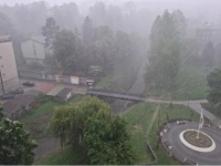 NEVRIJEME POGODILO TUZLU: Upaljen žuti meteo alarm za čitavu BiH