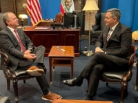 VAŽAN SASTANAK U WASHINGTONU: Bećirović s senatorom Schiffom