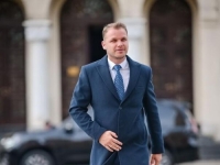 STANIVUKOVIĆ UKORIO DODIKA: 'Trebao bi da smiruješ, a ne da podižeš tenzije'