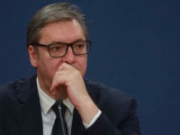 BOLJE MU JE DA SE NE VRAĆA KUĆI: Vučić na meti žestokih kritika u Srbiji nakon fijaska u Americi!