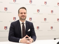 ŠTA JE SPORNO U KALAMUJIĆEVOM MINISTARSTVU: Rodica njegovog stranačkog kolege od decembra radi na...