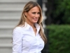 PRVA DAMA U 'RISKANTNIM' HLAČAMA: Melania Trump pokazala kako je mudro iznijela ovu kombinaciju, ostavljajući naglasak na minimalizmu (FOTO)