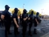 SKANDALOZNO PONAŠANJE POLICAJACA IZ BEOGRADA: 'Samo ženske, samo gledaj ženske, njih slikaj' (VIDEO)
