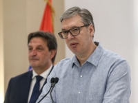VUČIĆ JUČER OBJAVIO DA NE IZVOZE VIŠE ORUŽJE: Sinoć iz Tel Aviva u Beograd sletio avion koji se koristi za prevoz naoružanja