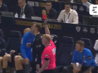 DANAS SE IGRA FINALE LIGE PRVAKA U RUKOMETU: A gledatelji su jučer bili šokirani 'klizećim startom' najboljeg rukometaša na svijetu (VIDEO)