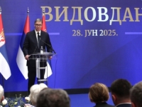 VUČIĆ ODLIKOVAO BJEGUNCA OD BH. PRAVOSUĐA: Ko negira genocid u Srebrenici - on ga nagradi