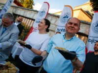 RADIKALI IZ NAŠEG SOKAKA: Sarajeva koje 'poštuje različitosti' ima sve manje; za to su najveći krivci potkapacitirani političari 'zaštitnici Bošnjaka'