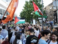 JASNE PORUKE VUČIĆU IZ BEOGRADA: 'Stop naoružavanju genocida' i 'Izrael ubija djecu'.