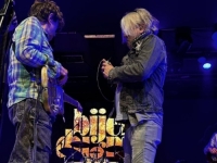 UGOSTIT ĆE IH 'OLYMPIA': Sutra je koncert grupe 'Bijelo dugme' u Parizu, a specijalni gost bit će...
