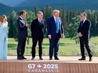 REAKCIJA TALIJANSKE PREMIJERKE POSTALA HIT NA INTERNETU: Macron joj pokušao nešto 'u povjerenju' reći, a ona...