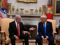 ŠTA JE BILO SA PRIČOM 'NEMA VIŠE RATOVA KADA DOĐE NA VLAST TRUMP': Napad na Iran i američko kockanje na Bliskom istoku