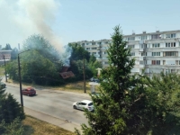 GORJELA NAPUŠTENA KUĆA: Sarajevski vatrogasci ugasili požar u napuštenoj kući