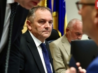 BURNO U SARAJEVU: Dom naroda Parlamenta FBiH o Prijedlog zakona o...