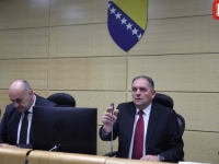 SAMO DA ZMIJA NE BUDE, ZBUNILA MEĐU LJUDIMA: Sjednica Doma naroda Parlamenta FBiH zakazana za...