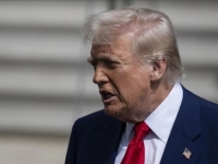 TRUMP ZVECKA ORUŽJEM, MALO MU BILO PROŠLI PUT: 'Spreman sam ponovo bombardovati Iran!'