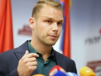 STANIVUKOVIĆ ZAVRĆE PIPU BANJALUČANIMA: Predložio da se zabrani pranje vozila, tepiha i 'punjenje posuda bilo kojeg oblika i namjene'
