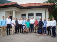 RAZGOVOR S POVRATNICIMA U ROGATICI: Bećirović pozvao na veću podršku vlasti