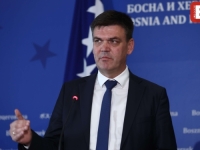 ILIJA CVITANOVIĆ GLEDA I NE VJERUJE: 'Ako su Čovića i HDZ pet puta prevarili, onda oni nisu normalni'