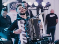 ZNAČAJNO PRIZNANJE U NARODNOJ MUZICI: Bh. orkestar proglašen najboljim na Balkanu na festivalu Banaton u Rumuniji