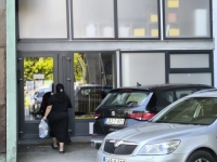 STANARI ZGRADE NA ALIPAŠINOM U PROBLEMIMA: Buka, saobraćajni haos i pitanja o zakonitosti rada