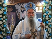 MITROPOLIT FOTIJE NASTAVLJA SA UVREDAMA: Ovog puta upućene su srednjoškolcima u Srbiji