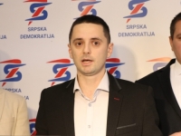 INCIDENT NA GAZIMESTANU: 'Političar Stefan Veljković napustio skup pod pritiskom policije'