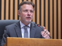 HAOS U HRVATSKOM SABORU: Jandroković citirao Thompsona