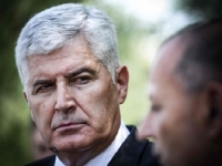 DRAGAN ČOVIĆ DISCIPLINUJE 'TROJKU': 'Od rekonstrukcije Vijeća ministara nema ništa!'