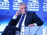 KOMENTAR MIODRAGA VLAHOVIĆA: Kako male Ðokice zamišljaju diplomatiju
