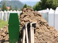 U PETAK, 4. JULA: Zajednička dženaza i ukop jedanaest identifikovanih posmrtnih ostataka žrtava u...