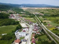 PARADOKS U RS-u: Dok su se u opštinu slijevali milioni, ona je izgubila polovinu stanovnika